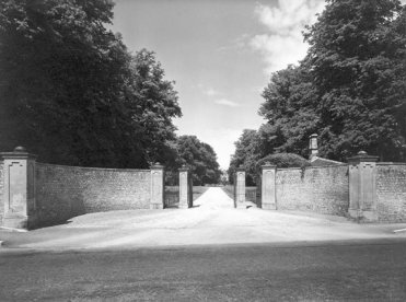 Heytesbury House Main Gate